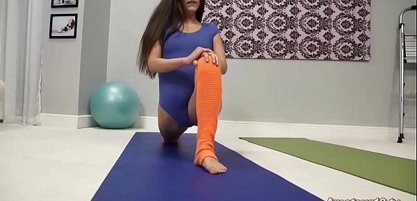  flexi acrobatic sex with young Lucy Doll